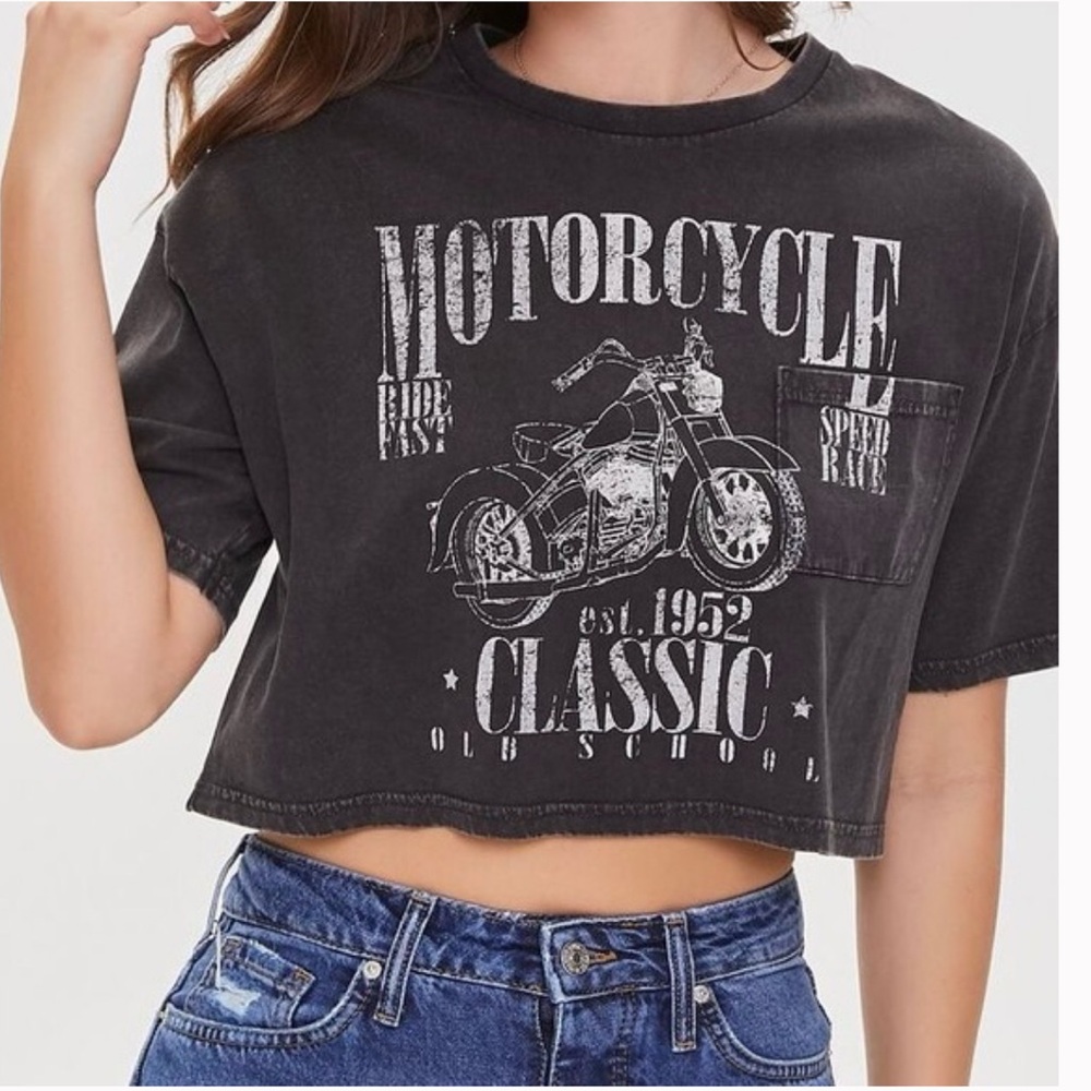 Forever 21 graphic gray crop top Size M